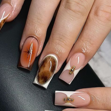 @_slayedbyjayde on Instagram: "are you team pumpkin or sweet potato pie? 🥧🍂💛  #slayedbyjayde 💅🏽 #nails #nailsofinstagram #CTnails #rhinestonenails #cherrynails #chromenails  #flowernails #squarenails #freestylenails #3dnails #nailfie #lanails #lanailtech #dallasnailtech #y2knails #nycnailtech #nycnails  #tortoiseshellnails #celebritynailtech #auranails #airbrush #brownnails #explore #fallnails #cheetahnails #setroulette" Cute Short Fall Nail Sets, Square Airbrush Nails, Fall Nail Acrylic Designs, Fall Season Nails Square, Fall Airbrush Nails, Fall Nails Inspo 2024, Coffin Nails Designs Fall 2024, Abstract Nails Square, Ombre Fall Nail Designs