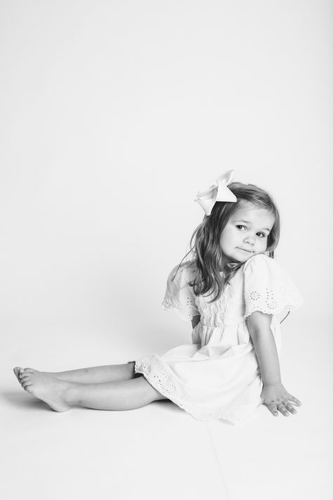 Toddler Personality Photoshoot, Black And White Kids Photoshoot, Two Year Old Photo Shoot Studio, Toddler Poses Photography, Personality Photoshoot Kids, Kid Photoshoot Poses, Kids Poses For Photoshoot, Toddler Photoshoot Ideas Indoor, Personality Portraits Kids