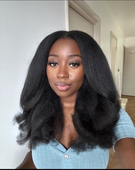 Ig: Rachealakua Black Hair Care, Natural Hair Blowout, Twisted Hair, Girls Natural Hairstyles, Blowout Hair, Black Femininity, Long Natural Hair, Natural Hair Inspiration, Hair Crush