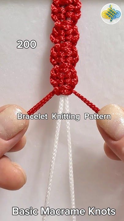 Macrame Shorts, Beginner Macrame Projects, Bracelet Knitting, Beginner Macrame, Paracord Bracelet Patterns, Paracord Bracelet Tutorial, Macrame Bracelet Tutorial, Braided Bracelet Diy, Wire Crochet Jewelry