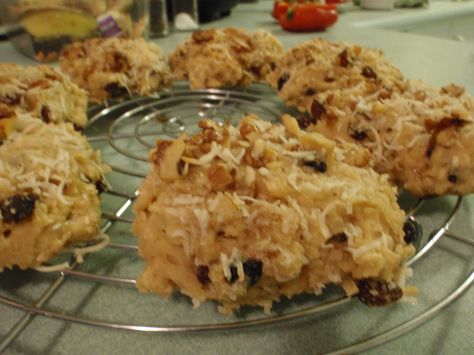 Jamaican Rock Cake Recipe, Rock Cakes Recipe, Rock Cakes, Jamaica Food, Cake Recipes At Home, Rock Cake, Coconut Ginger, Gf Flour, Vegan Coconut