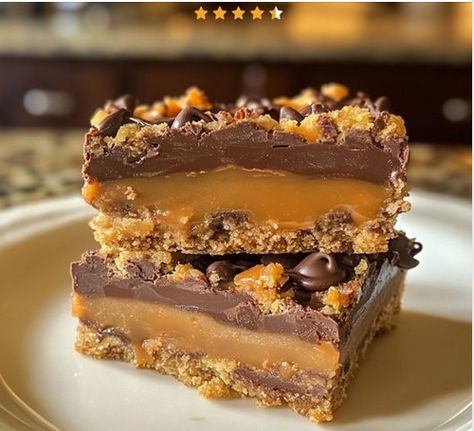 Butterfinger Caramel Crunch Bars – Easy Family Recipes Butterfinger Caramel Crunch Bars, Butterfinger Dessert, Desserts Bars, Dessert Bars Recipes Easy, Crunch Bars Recipe, Chocolate Car, Butterscotch Recipes, Week Meals, Sweet Bakes