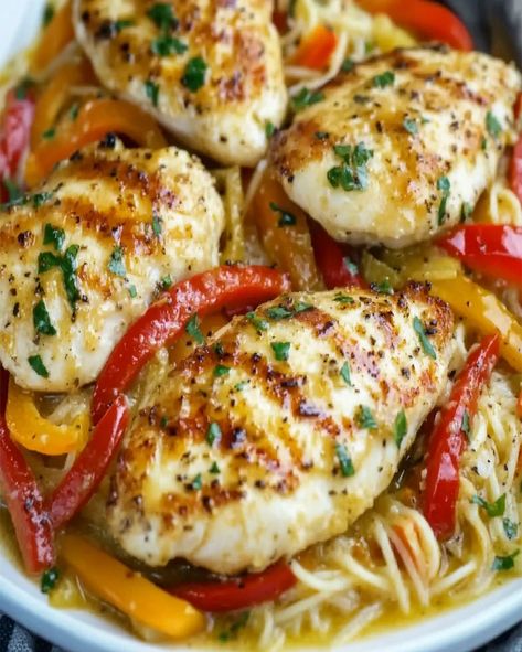 Olive Garden Chicken Scampi Recipe, Copycat Olive Garden Chicken Scampi, Olive Garden Chicken Scampi, Olive Chicken Recipe, Olive Garden Chicken, Copycat Restaurant Recipes Olive Garden, Chicken Scampi Olive Garden, Costco Chicken Bake, Chicken Scampi Recipe