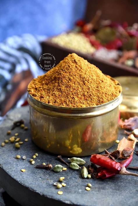 Learn how to make Homemade Tandoori Masala Powder recipe with step by step pictures. Tandoori Masala Spice Mix can perk up any dish and is a must have in your kitchen! Pav Bhaji Masala Powder Recipe, Pav Bhaji Masala Recipe, Manchow Soup Recipe, Tandoori Recipes, Mumbai Street, Masala Powder Recipe, Indian Masala, Pav Bhaji Masala, Indian Meal