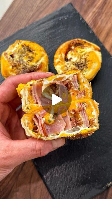 Josh Elkin on Instagram: "You’re definitely going to want to make these Breakfast Cupcakes. Ingredients below (makes 6) #breakfast #neverskipeggday  INGREDIENTS 1 large flour tortilla 2 cups grated cheddar cheese 1 cup spreadable cheese (I used laughing cow) 2 tbsp chopped chives 1/2 cup chopped cooked bacon bits 4 slices smoked ham 6 eggs" Essen, Breakfast Cupcakes Egg Bacon, Tortilla Egg Cups, Egg Cupcakes Breakfast, Savory Brunch Ideas, Savory Breakfast Ideas, Eggs Sandwich, Josh Elkin, Breakfast Tortilla