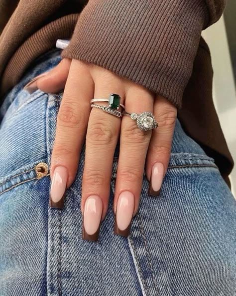 Embrace the season with 50 Fall Season Nails Trends: Must-Try Styles for 2024! Discover the latest in fall nail art, from warm hues like burnt sienna and deep green to intricate designs featuring leaves, pumpkins, and plaid. Perfect for adding a touch of autumn elegance to your nails, these styles will keep your look fresh and fashionable. 🍂✨ #FallNailTrends #2024Styles #MustTryNails #SeasonalNailArt #AutumnNails #CozyVibes #NailGoals #ChicNails #NailInspiration Simple Fall Nails, Fall Nail Trends, Aesthetic Nails, Fall Acrylic Nails, Brown Nails, Autumn Nails, Chic Nails, French Tip Nails, Matte Nails