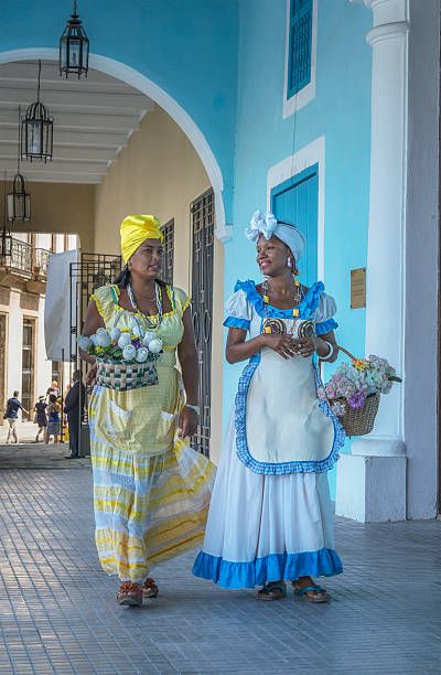 Cuban Street Style, Cuba Traditional Clothing, Traditional Latin American Clothes, Traditional Carribean Clothing, Afro Cuban Culture, Cuban Culture Aesthetic, Caribbean Culture West Indies, Cuban Clothes, Cuban Clothing