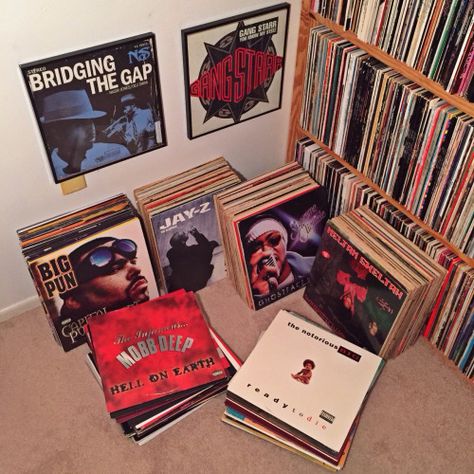 Old School Hip Hop Aesthetic, Throwback 2000s, Hip Hop Vinyl, Vinyl Record Room, Aesthetic Hip Hop, Big Pun, Old School Aesthetic, Gang Starr, Record Room