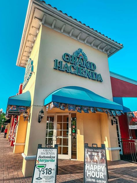 Grand Hacienda best Mexican restaurants in Tampa Bay. Don’t miss these 7 best Westchase Florida restaurants in Westchase Florida. These are must-visit and must-eat places for Westchase Florida food. For the best of Westchase Florida from seafood and pizza to bars and coffee shops, make sure to try some of the best food in Westchase Florida at the best restaurants Westchase Florida has to offer in this Westchase Florida food guide. Dunedin Florida, Best Mexican Restaurants, Mexican Restaurants, Florida Food, Florida Restaurants, Best Thai, Tampa Bay Area, Best Pizza, Tampa Florida