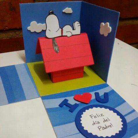 Diy Snoopy Gifts, Snoopy Diy, Snoopy Crafts, Snoopy Gifts, Snoopy Party, Snoopy Birthday, Pop Up Box Cards, Exploding Boxes, Explosion Box