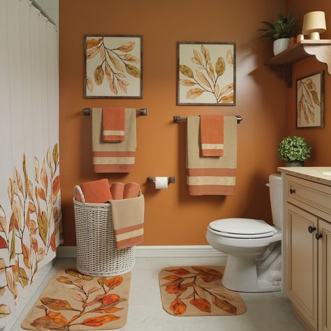 Bathroom Fall Decor Ideas 😍🧡🧡 Burnt Orange Bathroom Walls, Rust Color Bathroom, Burnt Orange Bathroom Ideas, Orange Bathroom Walls, Burnt Orange Bathroom, Maroon Bathroom, Rust Bathroom, Redo Bathroom, Autumn Bathroom