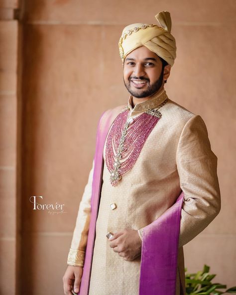 Dolly Jain, Wedding Photography India, Bride Hairstyle, Bridal Necklace Designs, Indian Bride Hairstyle, Groom Wear, South Indian Wedding, Hindu Wedding, Candid Photography