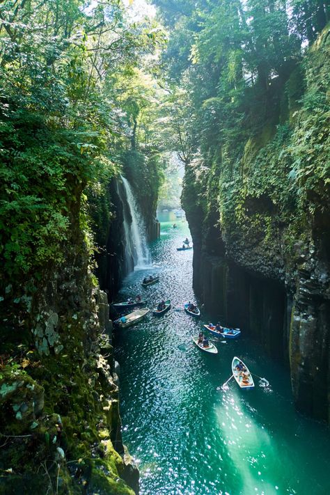 Takachiho, Japan Itinerary, Japan Vacation, The Gorge, Beautiful Hikes, Time To Leave, Airbnb Host, Future Travel, Miyazaki