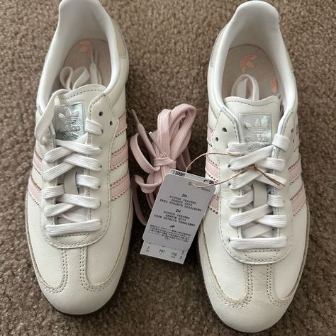 Authentic Comes With Pink Shoe Laces Nwt Never Worn