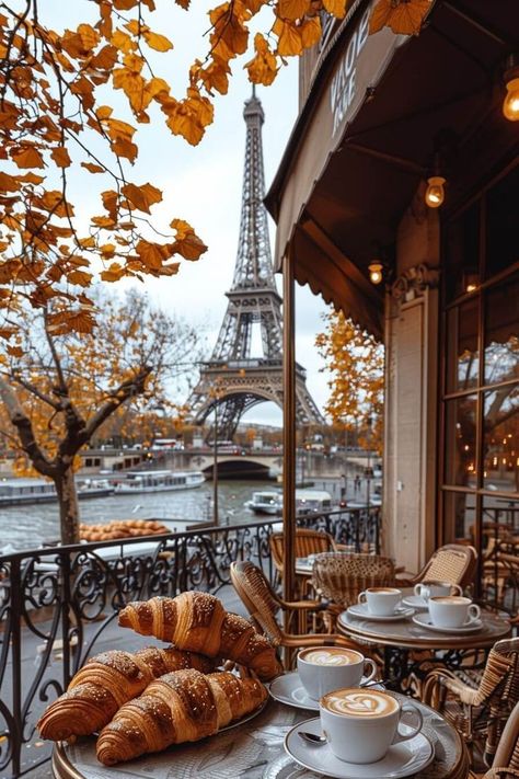 Travel To Paris Aesthetic, Paris Breakfast Aesthetic, My Place Aesthetic, Aesthetic French Food, Paris Aesthetic Food, Autumn Aesthetic Food, Paris Vision Board, Food Vision Board, Travel Astetic