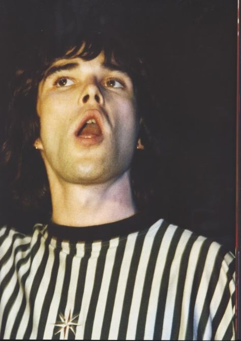 Ian Brown Brown Red Hair, Saucerful Of Secrets, Roses Pictures, Ian Brown, Steet Style, Red Brown Hair, Stone Roses, Liam Gallagher, Dazed And Confused