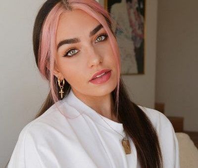 Brown To Pink Balayage, Cartia Mallan, Pink Balayage, Hair Color Streaks, Hair Inspiration Color, Hair Inspo Color, Hair Envy, Hair Transformation, Aesthetic Hair