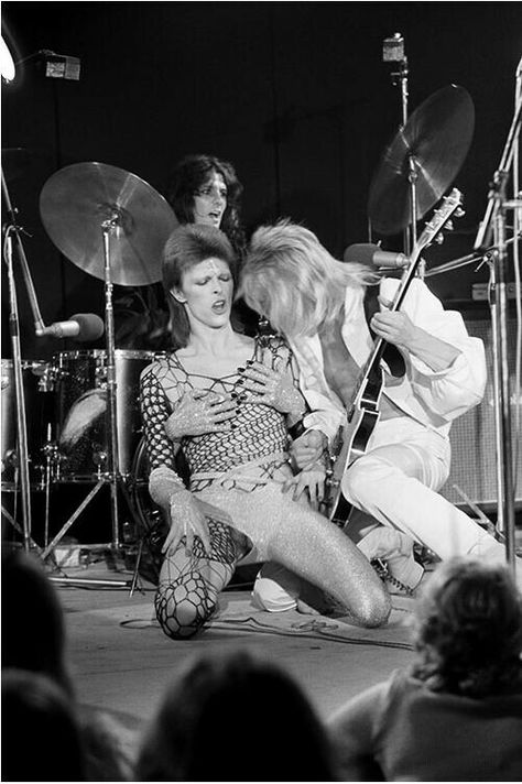 David Bowie 70s, Ava Cherry, Jayne County, 70s Club, Bowie 70s, Bowie Fashion, David Bowie Fashion, David Bowie Pictures, Jean Genie