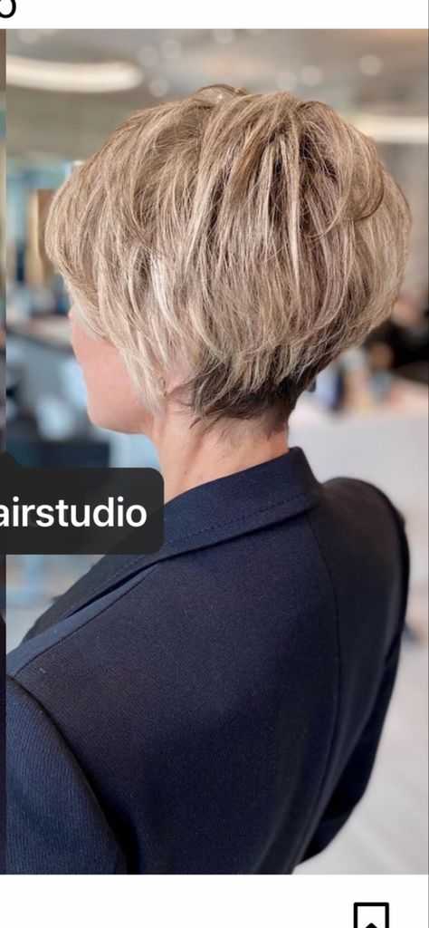 Balayage, Hair Jazz, Short Stacked Bob Haircuts, Short Spiked Hair, Stacked Haircuts, Asymmetrical Haircut, Stylish Short Hair, Spiked Hair, Cute Haircuts