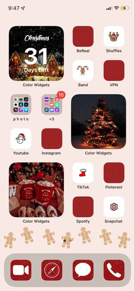 Ipad Christmas Homescreen, Christmas Ios 17 Homescreen, Ios 16 Wallpaper Christmas Aesthetic, Phone Inspiration Christmas, Christmas Wallpaper Iphone Ios 16, Christmas Wallpaper With Widgets, Preppy Christmas Homescreen Ideas, Christmas Ios 16 Wallpaper Widgets, Christmas Phone Widget Ideas