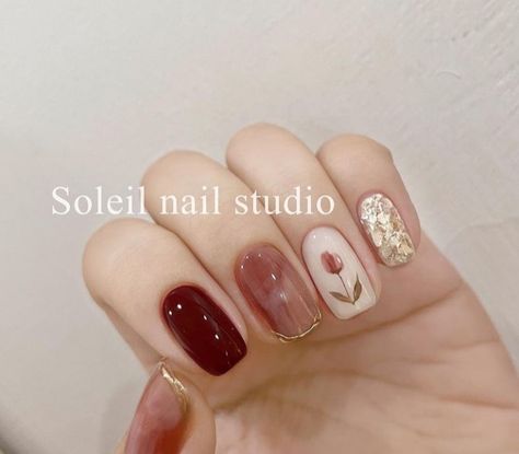 Tulip Nail Art, Tulip Nails, Fake Nails Designs, Asian Nails, Elegant Nail Art, Nails Now, Gel Nails Diy, Simple Gel Nails, Basic Nails