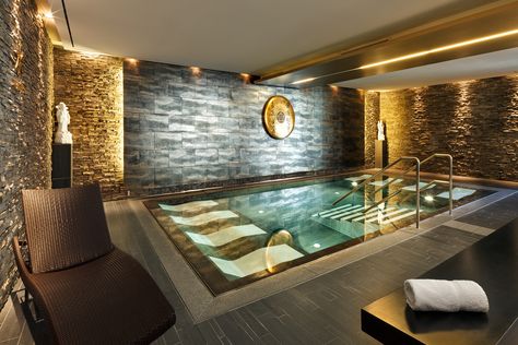 Wellness Keller, Coin Spa, Indoor Swim Spa, Deco Spa, Dream Spa, Night Luxe, Indoor Swimming Pool Design, Home Spa Room, Indoor Jacuzzi