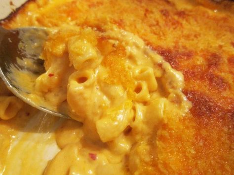 Morton's Steakhouse Mac and Cheese Steakhouse Mac And Cheese Recipe, Comfort Food Sides, Steakhouse Recipes, Lobster Mac And Cheese, Macaroni Cheese Recipes, Macaroni N Cheese Recipe, Cheese Dishes, Mac N Cheese Recipe, Macaroni Cheese