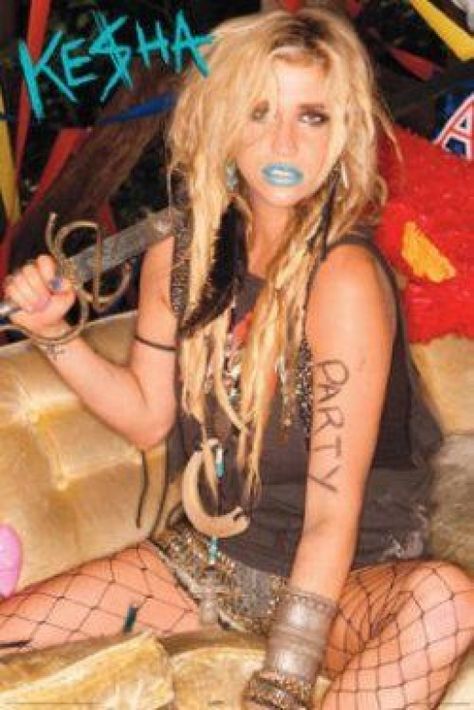 Kesha Poster, Kesha Costume, Kesha Halloween Costume, Kesha Outfits, Kesha Concert, 2000s Halloween Costume, Y2k Costume, Halloween Costumes For Big Kids, 3 People Costumes