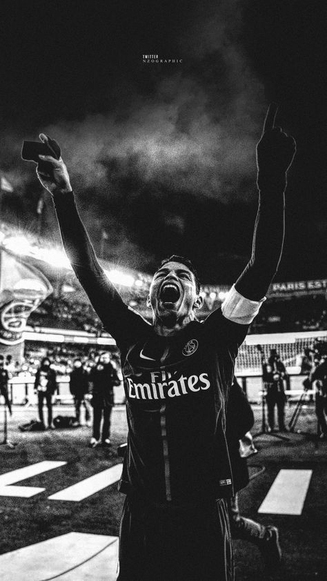 Thiago Silva Thiago Silva Wallpaper, Jordan Davis, Playlist Covers Photos, Playlist Covers, Paris Saint, Paris Saint-germain, Peaky Blinders, Soccer, Football