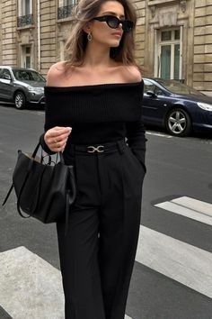 Old Money Fashion, Money Fashion, Mode Kimono, Classic Style Outfits, Classy Work Outfits, Looks Street Style, All Black Outfit, Looks Chic, Professional Outfits