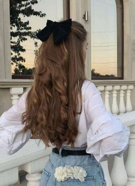 Shaggy Mullet, Summer Haircut, Hair Magic, Stylish Hairstyles, Long Hairstyle, Bow Hairstyle, Trendy Hairstyle, Ribbon Hairstyle, Peinados Fáciles Para Cabello Corto