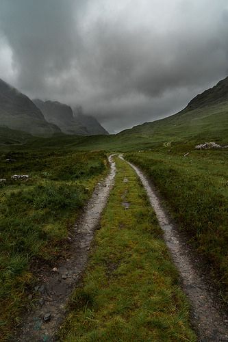 scotland-2017-06- (27) | Mark Earlam | Flickr Scotland Rain, Scotland Nature Aesthetic, Scotland Yard Aesthetic, Things To Do In Scotland, Rural Scotland, Scotland Mountains Landscapes, Scotland Aesthetic, Glen Coe, Scotland Landscape