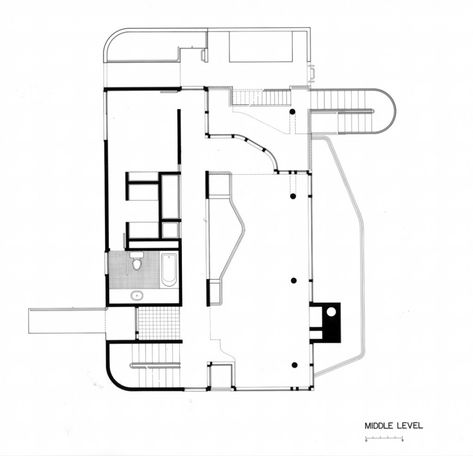 Middel level. Richard Meier, Douglas House. Photography © Richard Meier & Partners Architects. Richard Meier Architecture, Frank Gehry Architecture, Harbor Springs Michigan, Gehry Architecture, Douglas House, Richard Meier, Harbor Springs, Zaha Hadid Architects, Outdoor Quotes