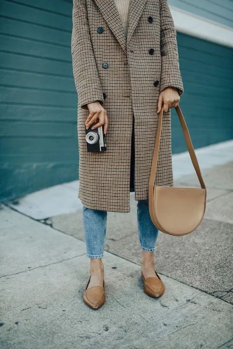 Sale picks: classic buys under £500 - DisneyRollerGirl Beige Winter Coat, Mode Mantel, Fall Fashion Coats, Best Winter Coats, Look Plus Size, Coat Trends, Beige Plaid, Cute Spring Outfits, Plaid Coat