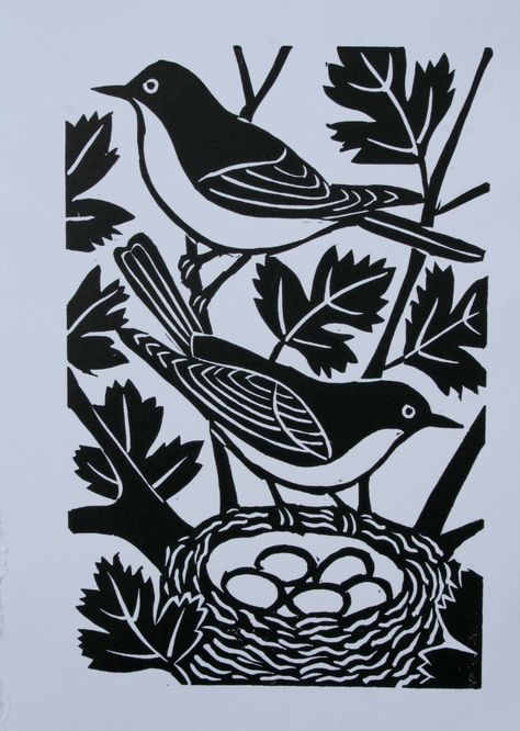 Bird Stencil, Scratchboard Art, Black And White Birds, Linoleum Print, Linocut Printmaking, Black And White Art Drawing, Relief Printing, Linocut Art, Paper Cut Art