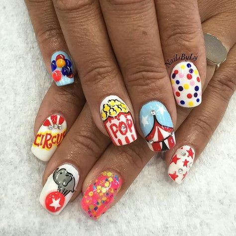 Nails By: Ly Teacher Nail Art, Fingernail Polish Designs, Circus Nails, Carnival Nails, Holloween Nails, Crazy Nail Art, Image Nails, Beautiful Nail Polish, Nail Art Disney