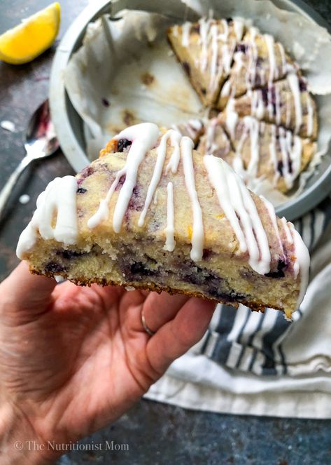 Protein Scones Recipe, High Protein Scones, Anabolic Desserts, Macro Treats, Protein Scones, Macro Ideas, Lemon Protein, Protein Sweets, Healthier Baking