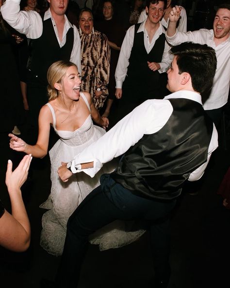 There’s not a lot I love more than a good dance party —— you’ll find me on the dance floor, always!!!! SS for @laurenvandame Wedding Dance Floor, Nyc Fall, Dance Floor Wedding, Best Dance, Dance Party, Atlanta Wedding, Dance Floor, Couple Shoot, Atlanta