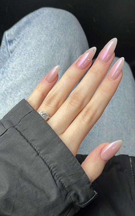 Pearl Pink Valentines Nails, Nail Day Aesthetic, Jel Nails Ideas, Pearl Pink Nails Gel, Opi Nail Polish Swatches, Pearl Pink Nails Acrylic, Nail Designs Simple Pink, Nail Art Minimalist Simple, Nails Pearl Effect