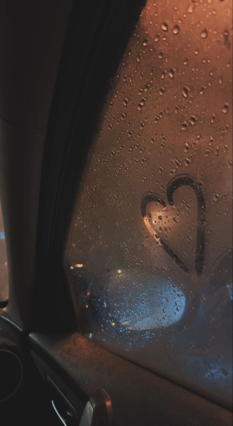 Heart On Car Window Rain, Raining Car Window Aesthetic, Rain In Car Aesthetic, Rain Drops On Car Window, Night Drive Rain, Rain Car Window, Rain In Car, Rain Night, Rainy Day Photography