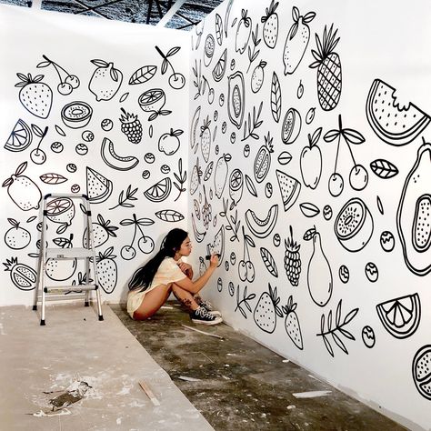 Steffi Lynn, Bar Deco, Doodle Wall, Grocery Store Design, Interactive Museum, School Murals, Fruit Shop, Wall Painting Decor, Cafe Wall