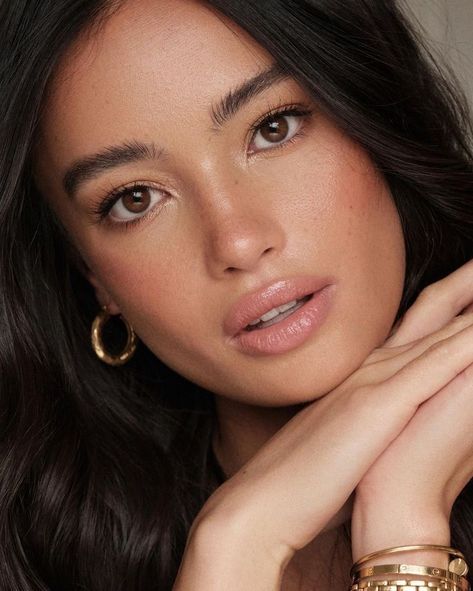 Half Asian Makeup, Headshot Makeup, Classic Essence, Fresh Makeup Look, Soft Natural Makeup, Fashion On A Budget, 50 Party, Hypochlorous Acid, Kelsey Merritt