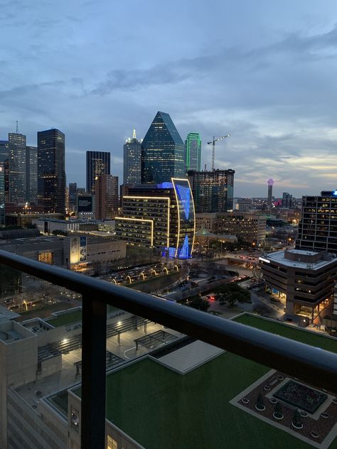 Dallas Aesthetic Wallpaper, Downtown Dallas Apartment View, City Aesthetic Dallas, Dallas Pictures At Night, Places To Go In Dallas Texas, Dallas City Aesthetic, Dallas Texas Apartments, Dallas Apartment Aesthetic, Downtown Dallas Aesthetic