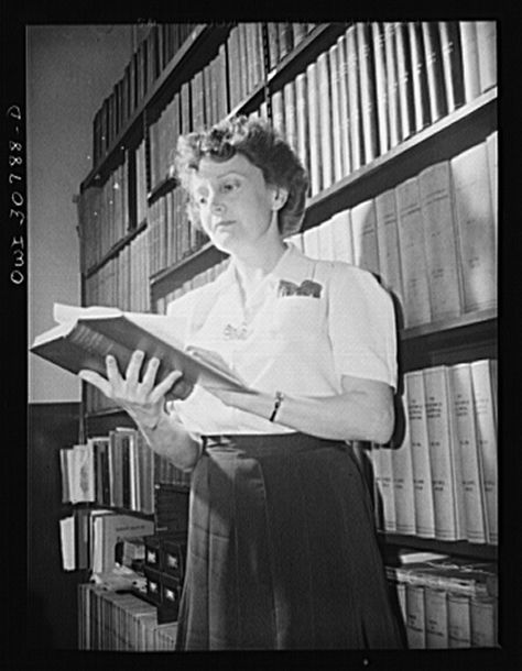 Fertig, Joan (1943): Hungarian-born librarian at the Westinghouse plant 1940s Librarian, 80s Librarian, 1950s Librarian, The Librarian, The Librarianist Book, Librarian Chic, 40s Fashion, Neil Gaiman, Librarian