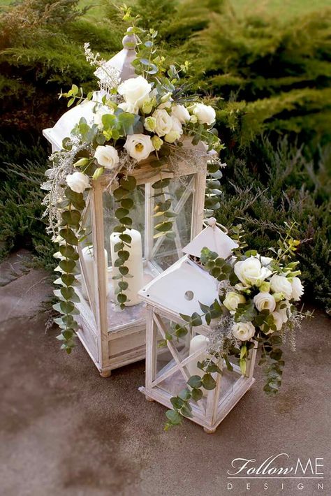 Wedding Lanterns With Flowers, Wedding Centerpieces With Lanterns, Wedding Lantern Decor, White Lantern Centerpieces, Farmhouse Lantern Decor, Lanterns With Flowers, Quinceanera Centerpieces, Lantern Decor Wedding, Lantern Centerpiece Wedding