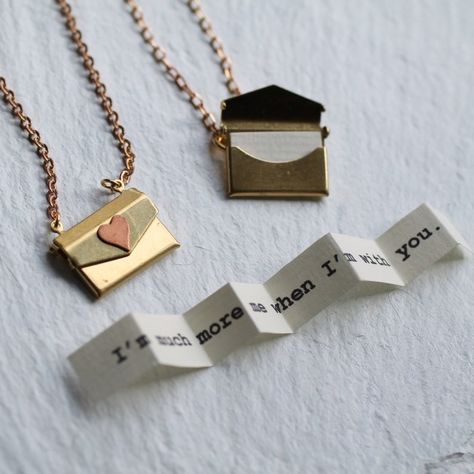 Personalised Envelope Locket, Letter Necklace, Envelope Pendant, Envelope Necklace, Letter Necklace, Customized Locket, ENVELOPE LOCKET - Etsy Couple Necklaces Aesthetic, Necklaces Aesthetic, Envelope Necklace, Necklace Tattoo, Will You Be My Bridesmaid Gifts, Pinterest Jewelry, Locket Design, Silk Purse, Copper Heart