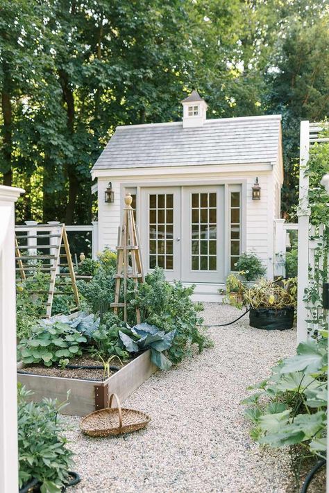 Small Greenhouse Garden, Pretty Kitchen Garden, Farmhouse Cottage Garden, Enclosed Garden Design, Small Backyard Cottage Garden, Farmhouse Garden Shed, Fruit And Vegetable Garden Aesthetic, Nancy Meyers Garden, Dream Home Garden