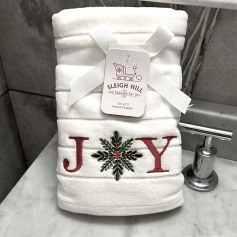 This Is A Brand New Set Of Hand Towels. What A Fun Way To Decorate Your Guest Bathroom While You’re Entertaining Over The Holidays. All Current Holiday Listings Can Be Found Under Home/Holiday. Embroidered Ideas, Thrift List, Embroidered Hand Towels, Halloween Yard Signs, Embroider Ideas, Guest Hand Towels, Christmas Hand Towels, Christmas Platter, White Hand Towels