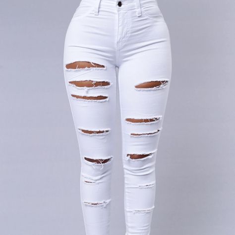 Plain Jeans, Ripped Pants, Jeans High Waist, Female Girl, Fashion Nova Jeans, Ladies Tops Fashion, Jeans Brands, Casual Wardrobe, High Jeans