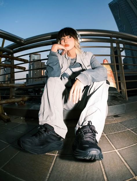 Kpop Perspective Photoshoot, 90s Street Photoshoot, Urban Streetwear Photography, Aesthetic Street Photoshoot, Wide Portrait Photography, Perspective Fashion Photography, Creative Photoshoot Locations, Fisheye Streetwear Photography, Streetwear Aesthetic Photoshoot